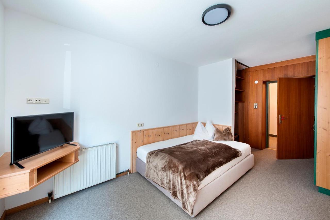 Manni Home - Rooms & Apartments Mayrhofen Εξωτερικό φωτογραφία