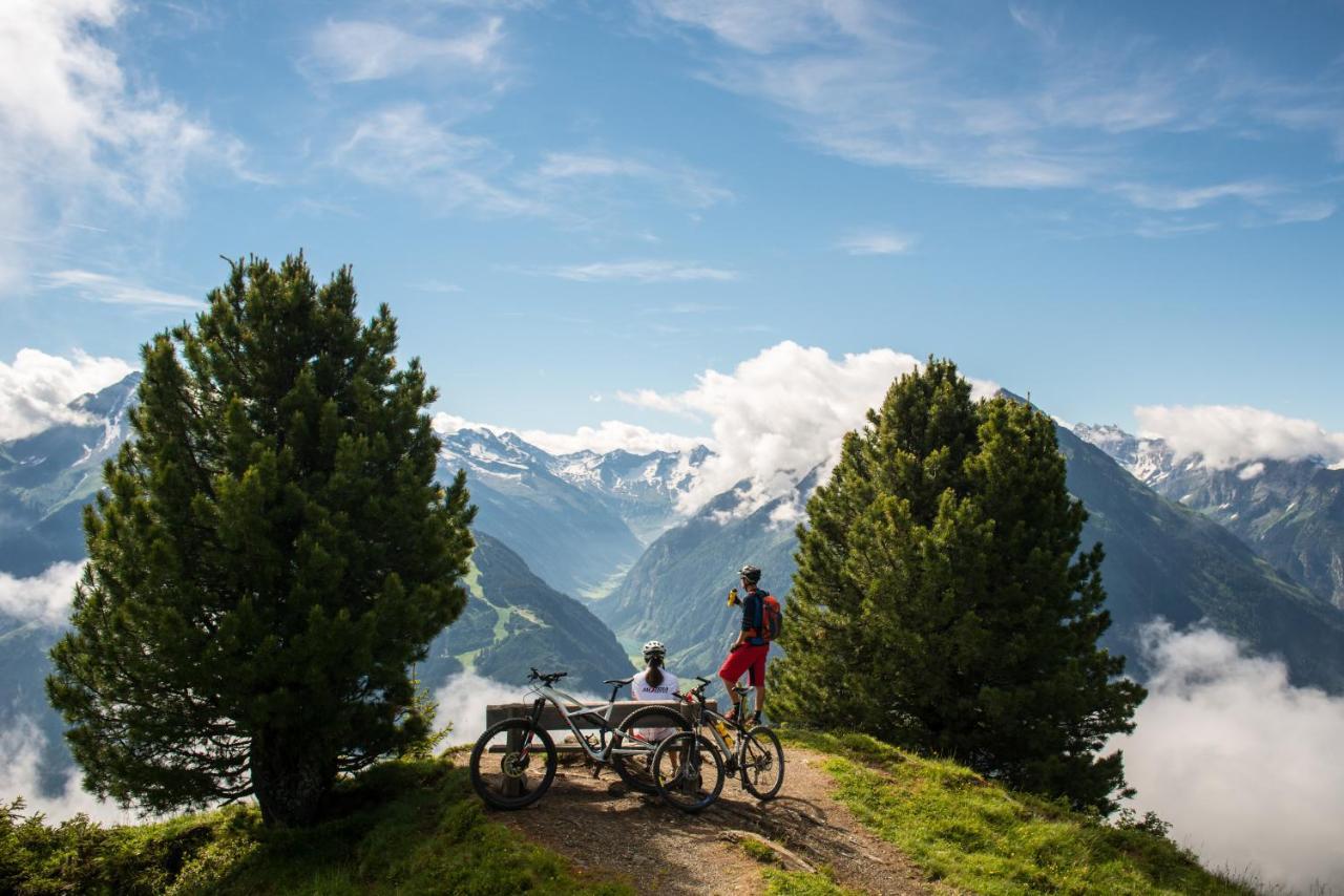 Manni Home - Rooms & Apartments Mayrhofen Εξωτερικό φωτογραφία